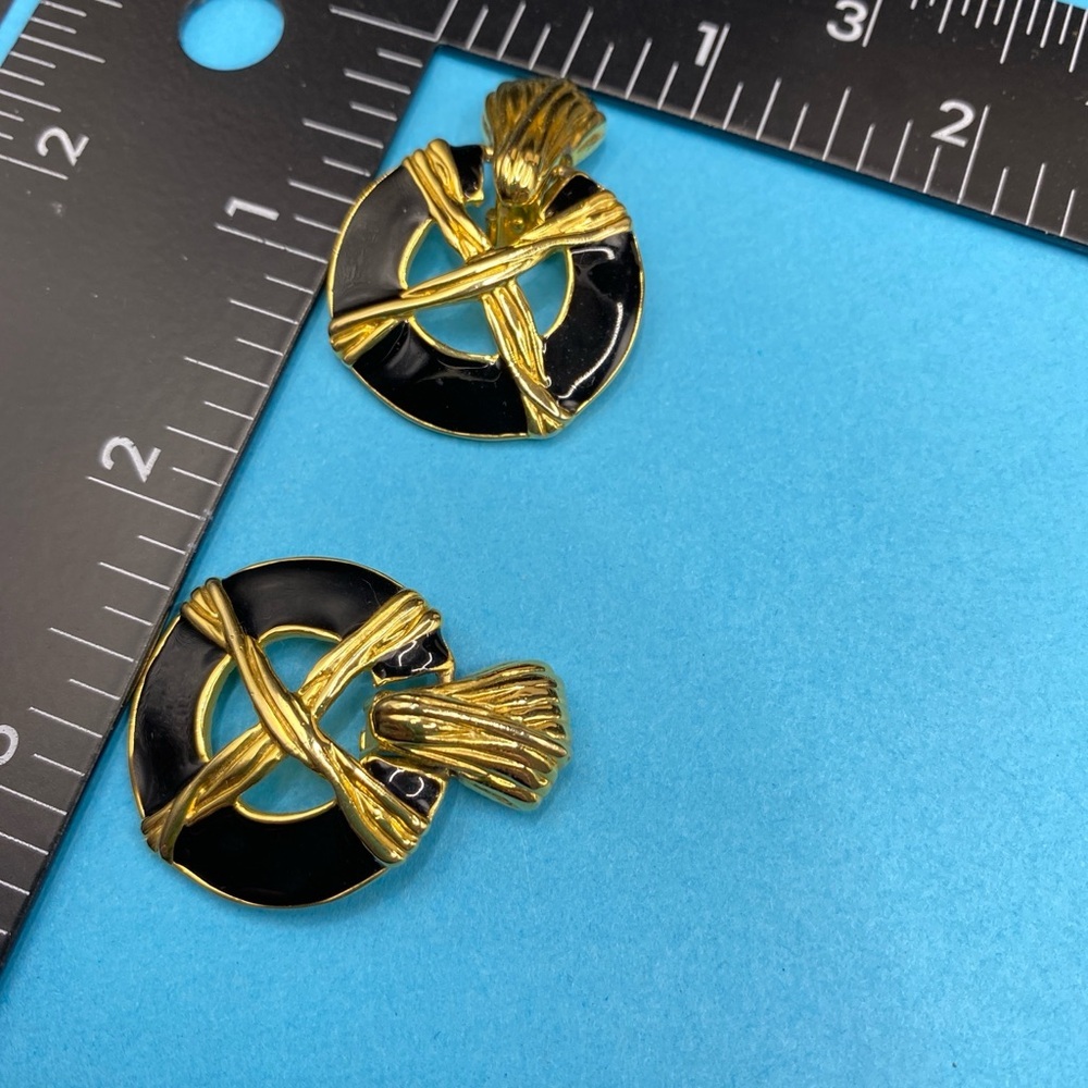 Vintage Door Knocker Gold & Black Enamel Clip-On Earrings - Picture 3 of 8